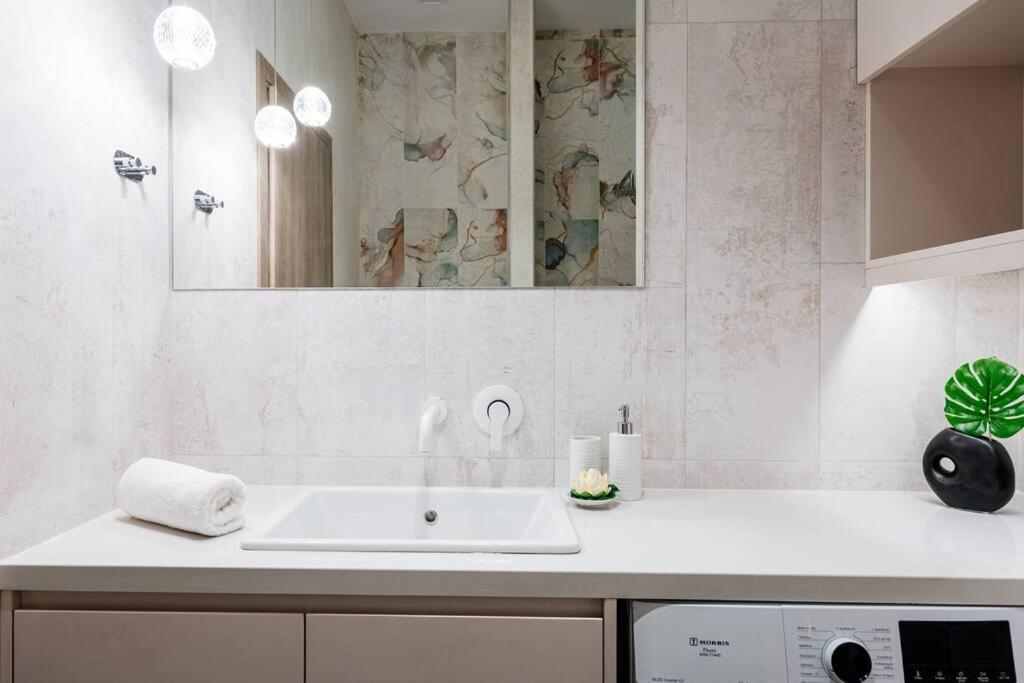 Euphoria Luxury Apartment Iraklion Buitenkant foto